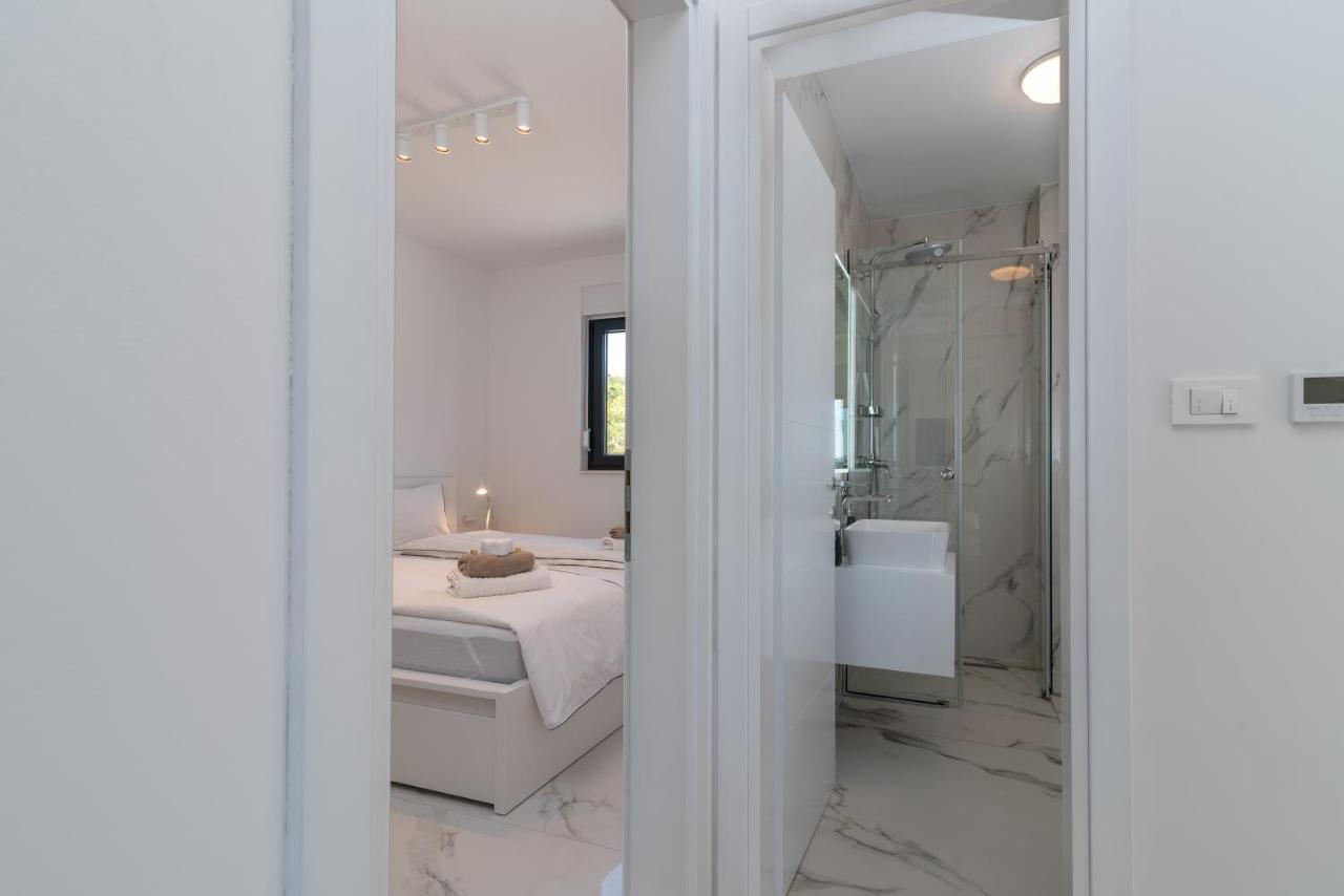 Lavender Tree - Luxury Apartments Trogir Extérieur photo
